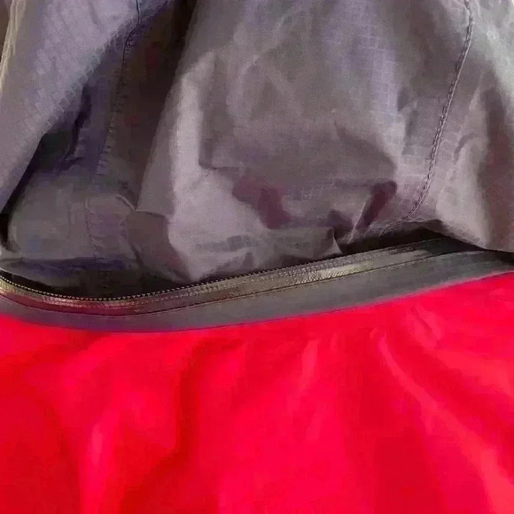 Vineyard Vines Windbreaker Pullover Size Medium - Picture 7 of 9